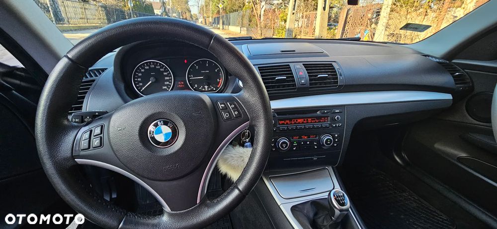 BMW Seria 1 118d DPF - 6