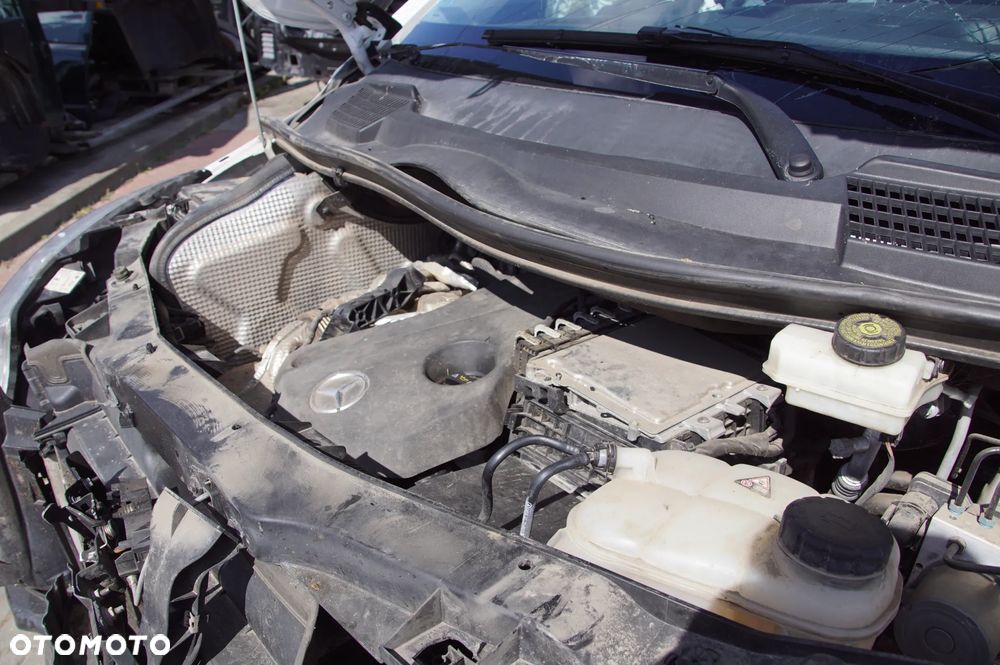 Auto na części - Mercedes Vito W447 116 CDI Lift 2.0 CDI 136 KM BlueTEC OM654 654920 725005 9147 2019R Silnik Skrzynia Drzwi Klapa Zderzak Lusterko Deska Kokpit Sterownik Moduł Czujnik Licznik Kierownica Wyświetlacz - 18