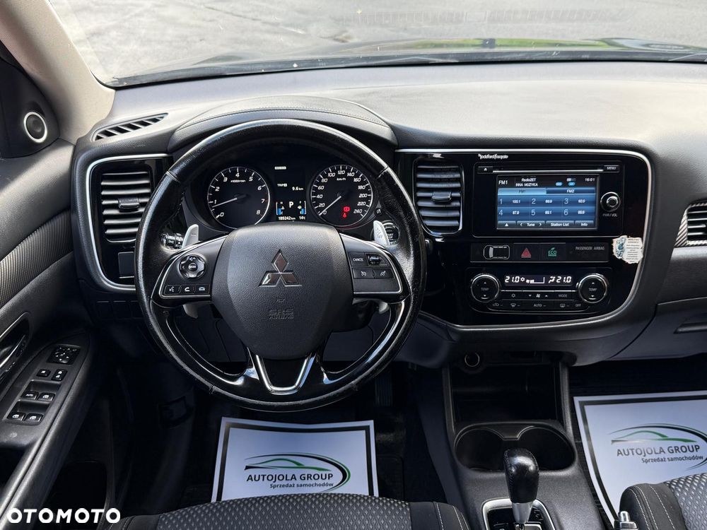 Mitsubishi Outlander 2.0 Intense + 4WD CVT - 13