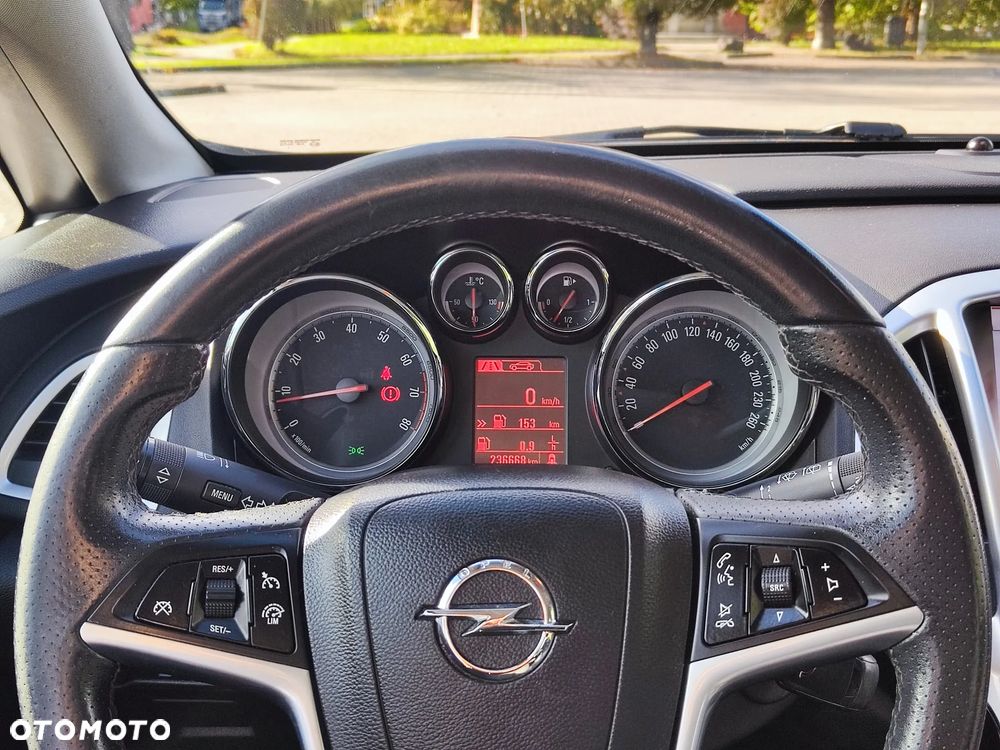 Opel Astra 1.4 T Cosmo - 7