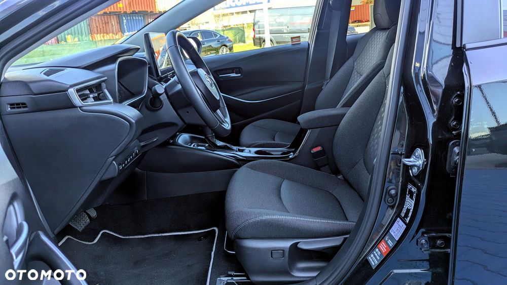 Toyota Corolla 1.8 Hybrid Style - 11