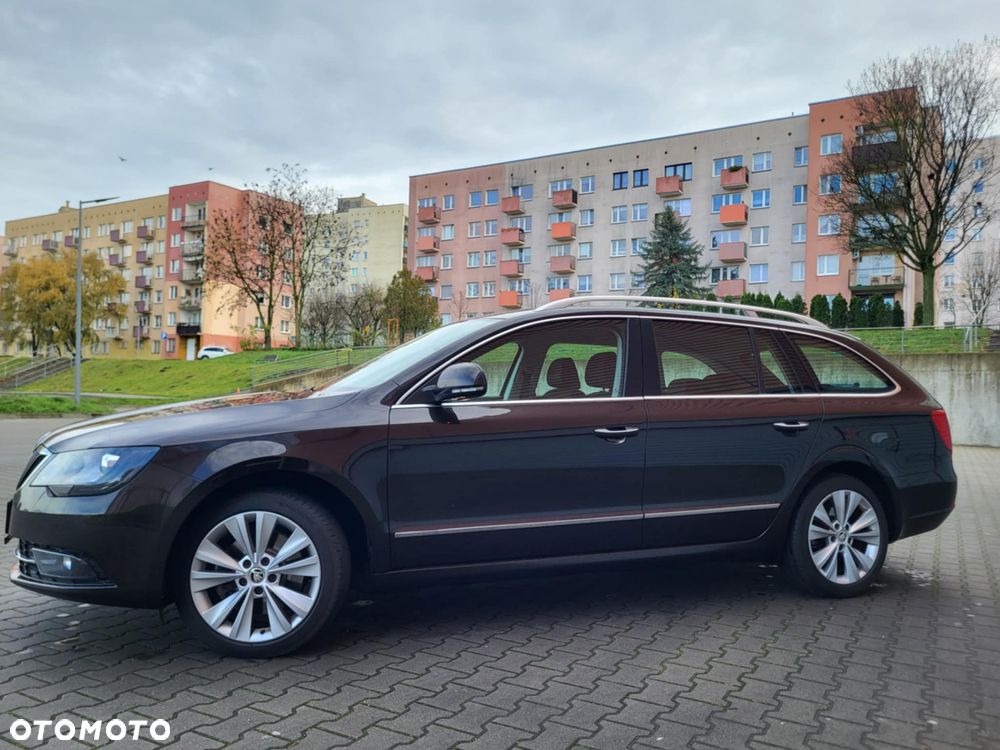 Skoda Superb 2.0 TDI Comfort DSG - 16
