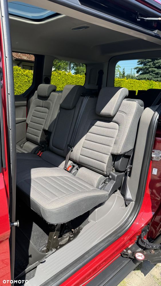 Ford Tourneo Connect Grand - 14