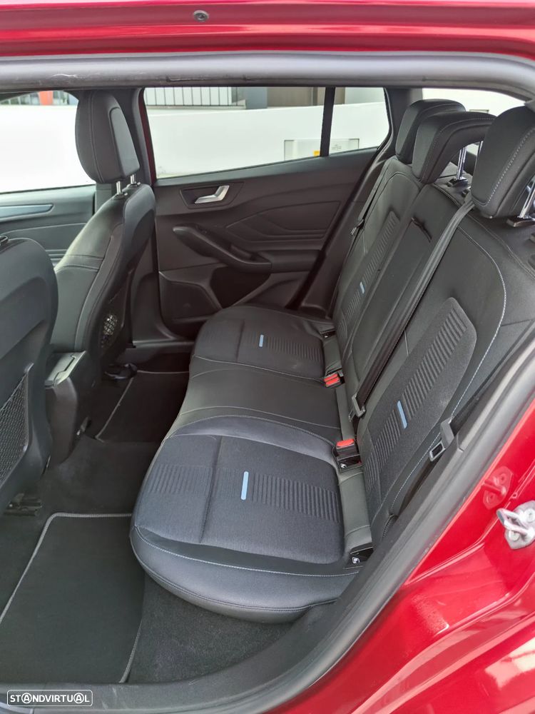 Ford Focus SW 1.0 EcoBoost Active X - 11