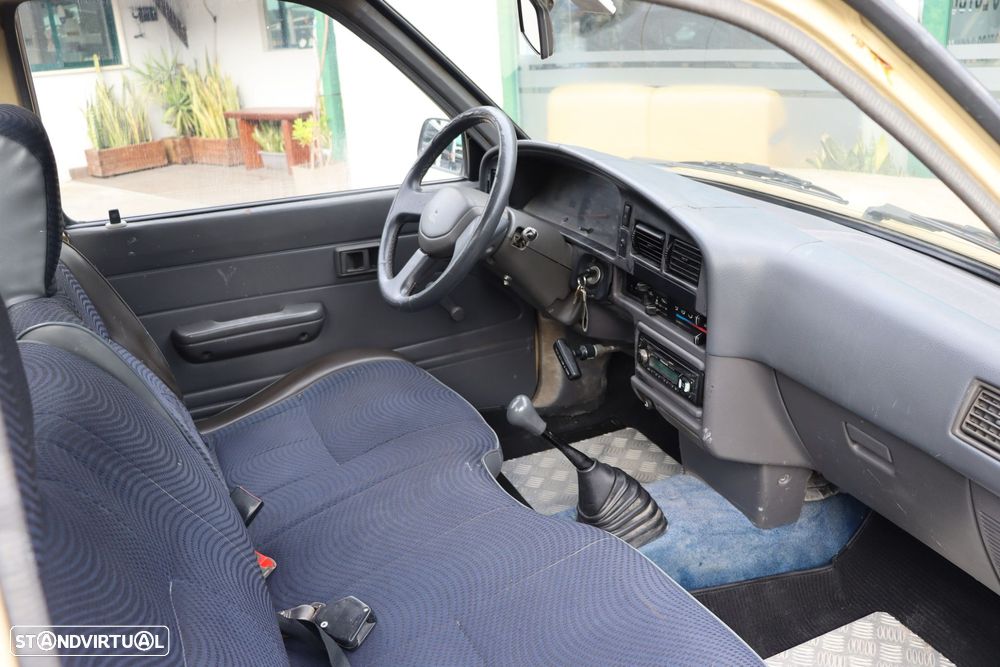 Toyota Hilux 2.4 D LN110L Cx Mad. C.E - 9