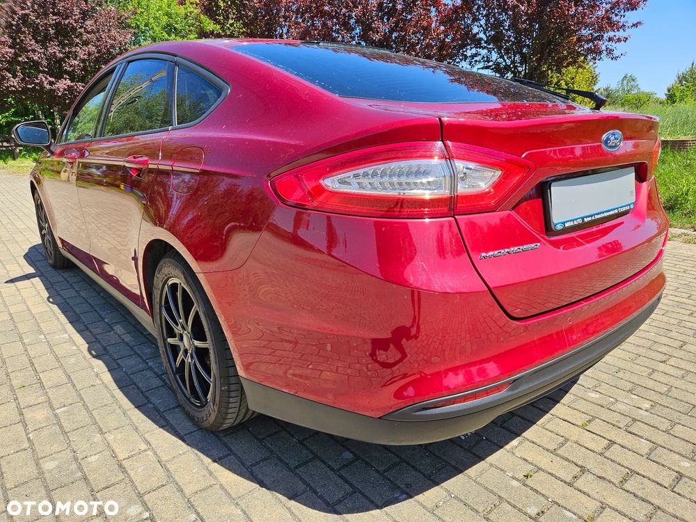 Ford Mondeo 1.5 EcoBoost Ambiente Plus - 10