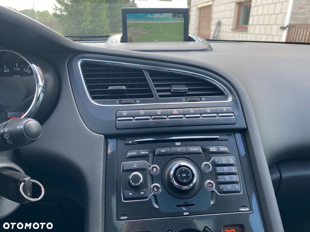 Peugeot 5008 - 16