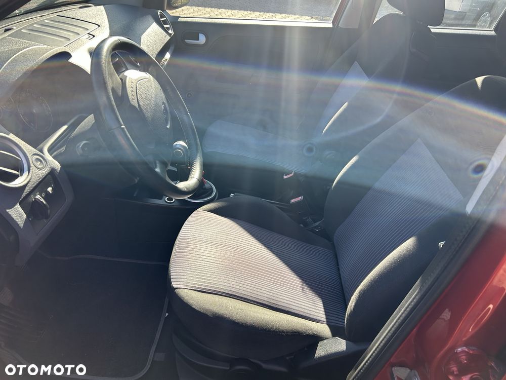 Ford Fusion - 5