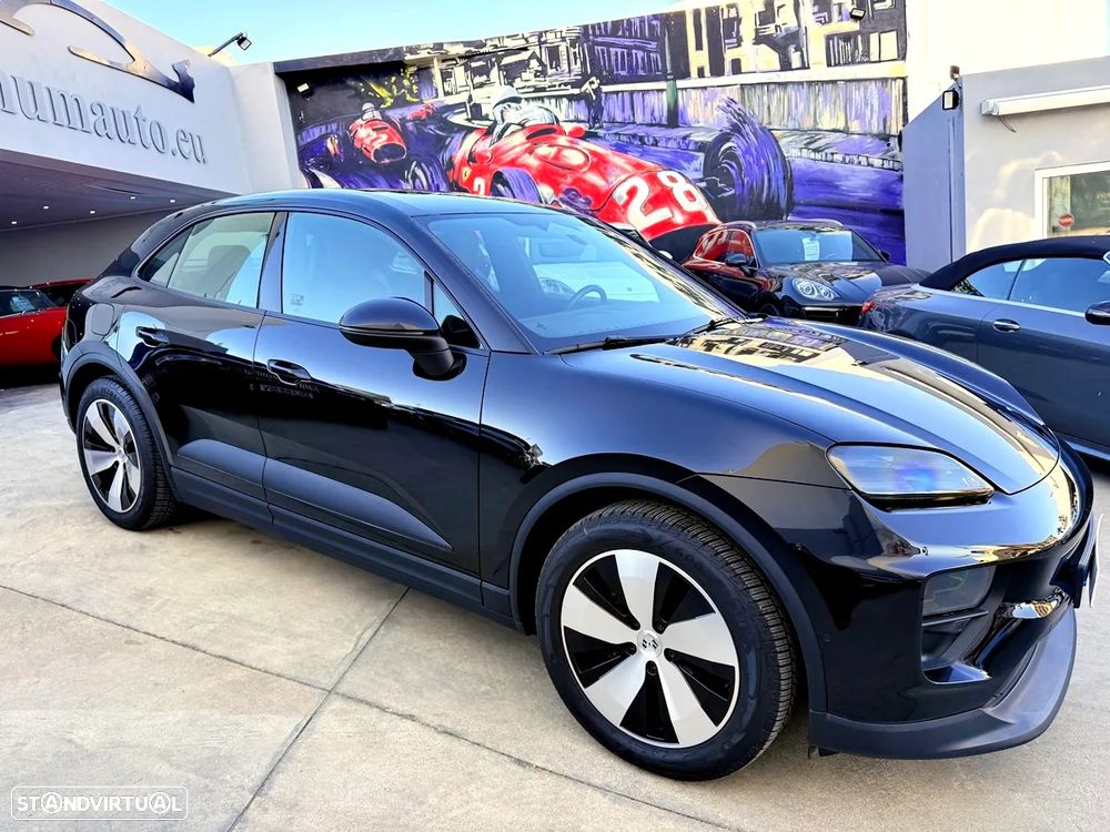Porsche Macan Electric 4 - 3