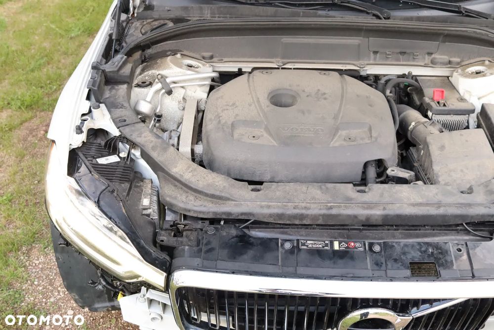 Volvo XC 60 T5 AWD Geartronic Momentum - 17