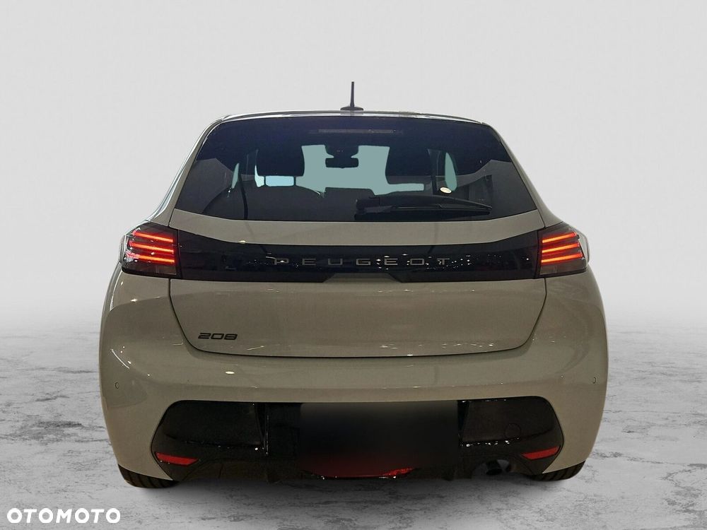Peugeot 208 - 5