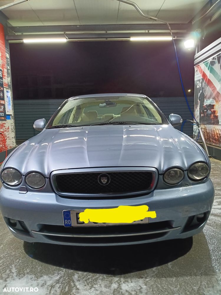 Jaguar X-Type - 2