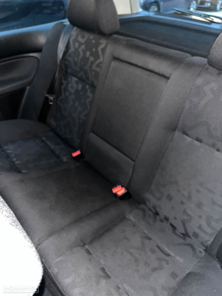 VW Golf 1.4i Confort - 13