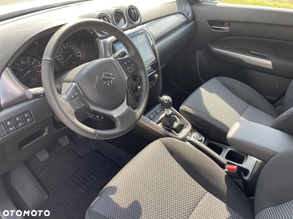 Suzuki Vitara 1.4 Boosterjet mHEV Premium Plus 4WD - 9
