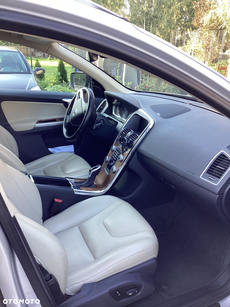 Volvo XC 60 - 18