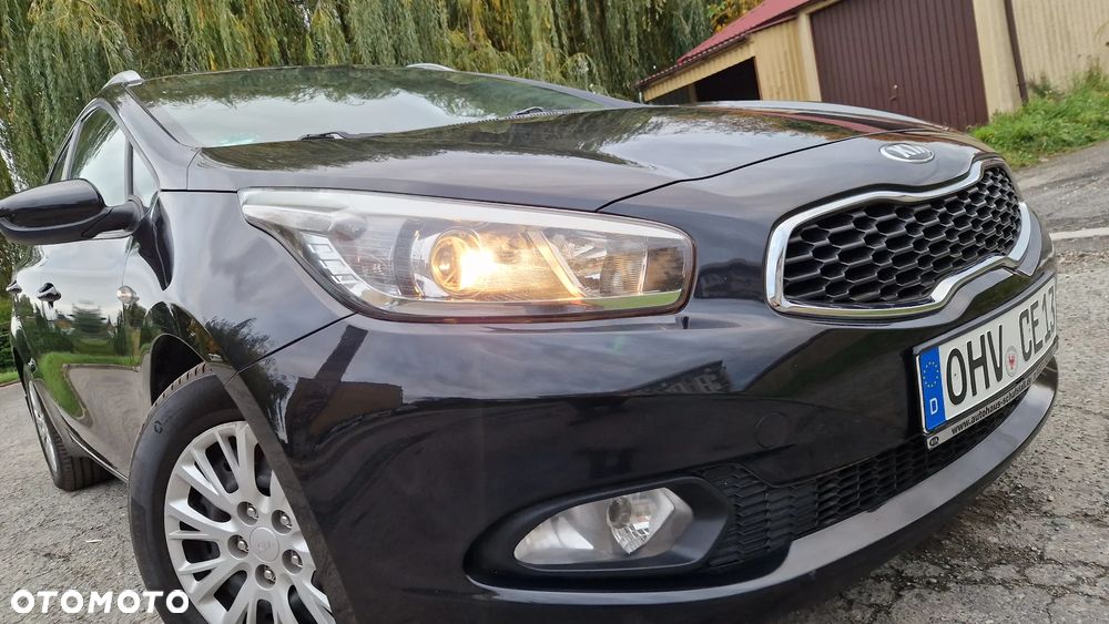Kia Ceed 1.6 GDI Platinum Edition - 16
