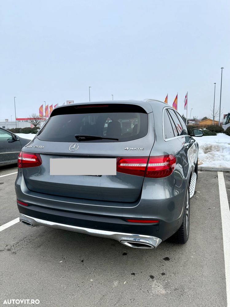 Mercedes-Benz GLC - 5