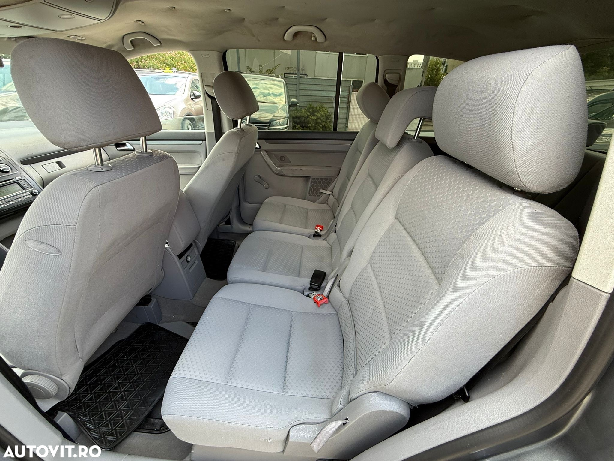 Volkswagen Touran 1.9 TDI - 6