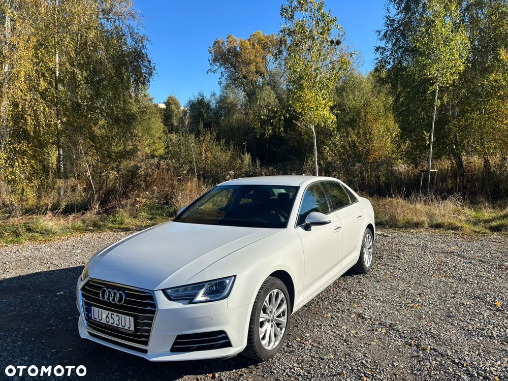 Audi A4 Limousine 1.4 TFSI Design - 1