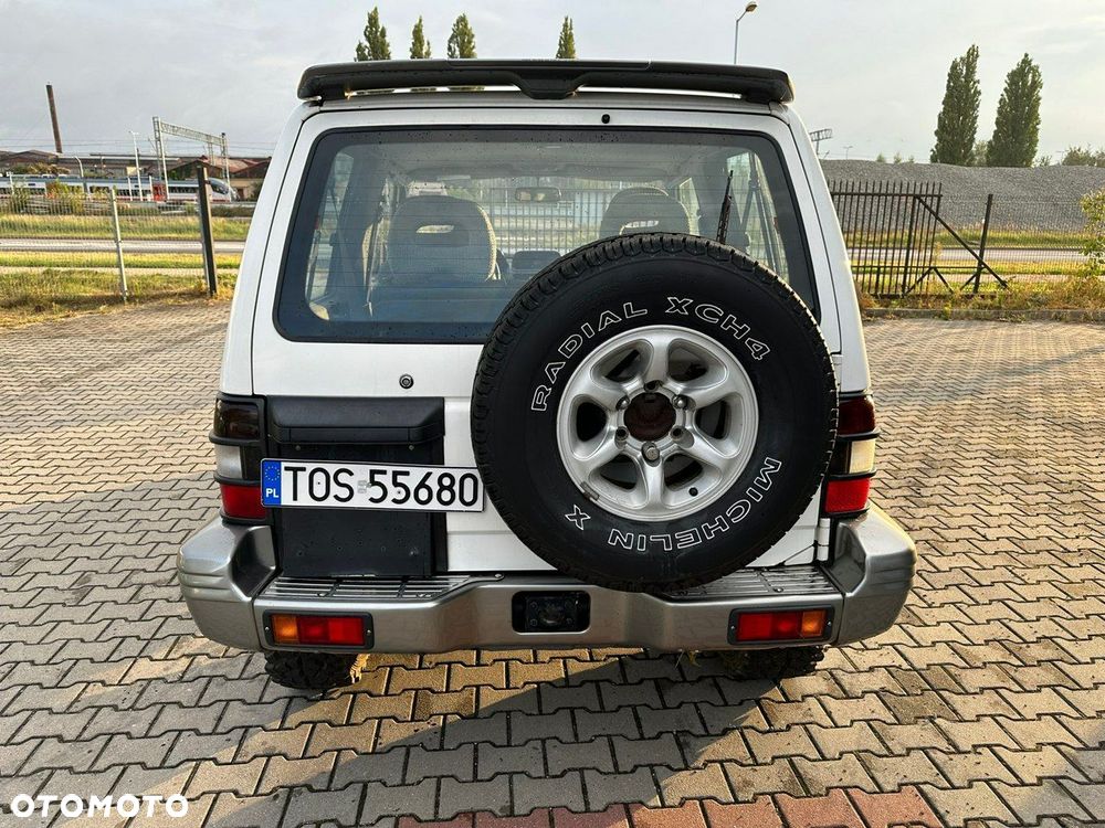 Mitsubishi Pajero - 6