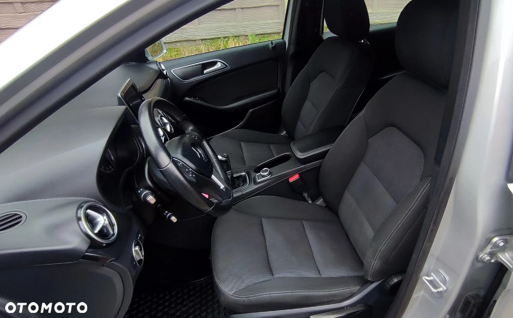 Mercedes-Benz Klasa B - 17