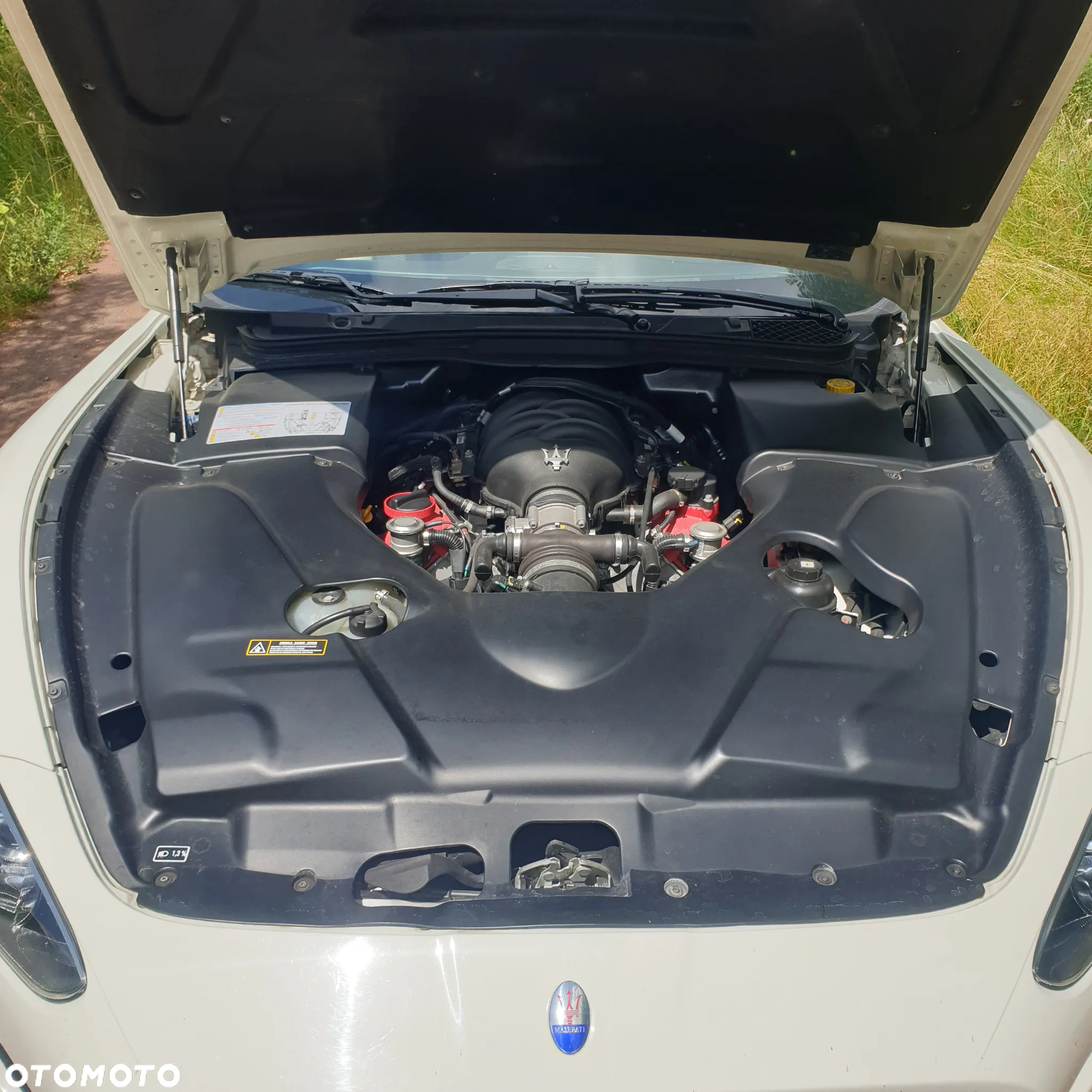 Maserati GranTurismo S - 12