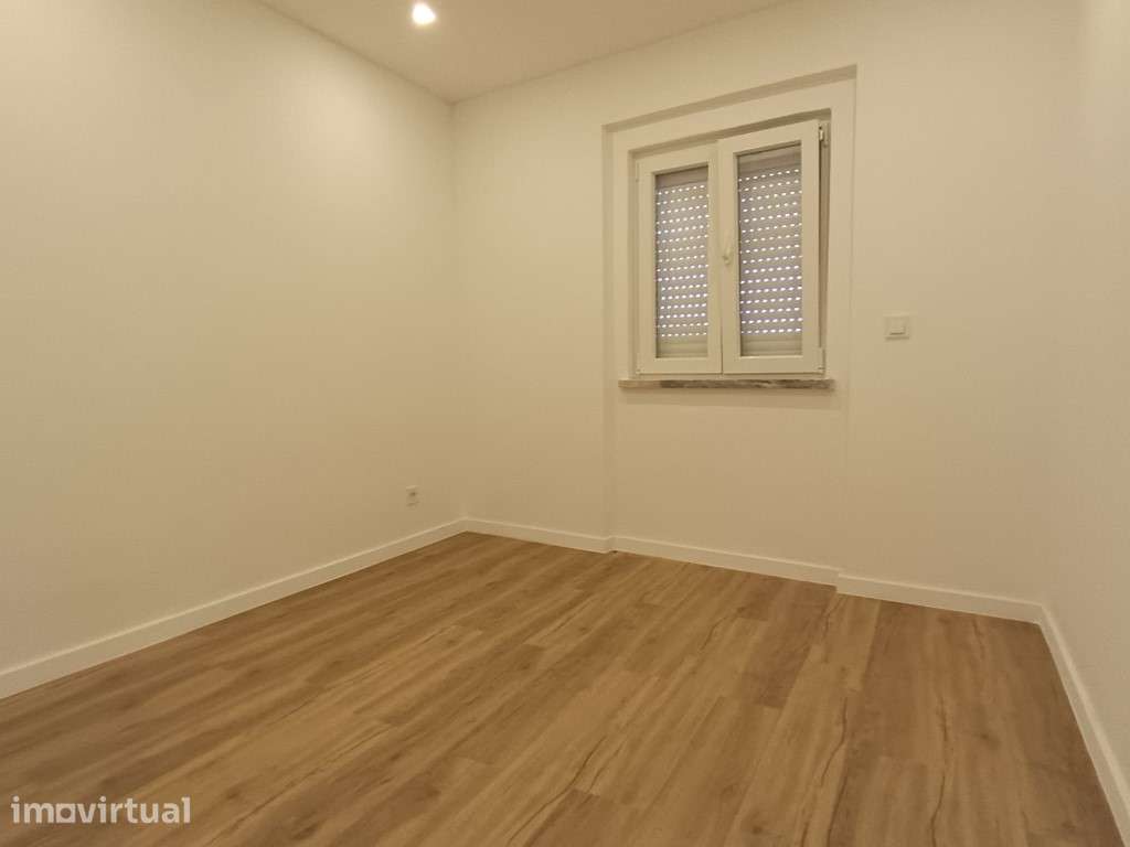 Apartamento T1 REMODELADO em Odivelas - Grande imagem: 3/7