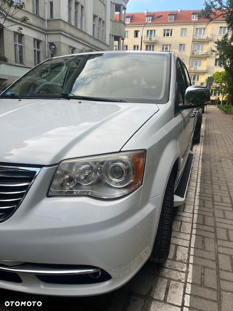 Chrysler Town & Country 3.6 Limited - 2