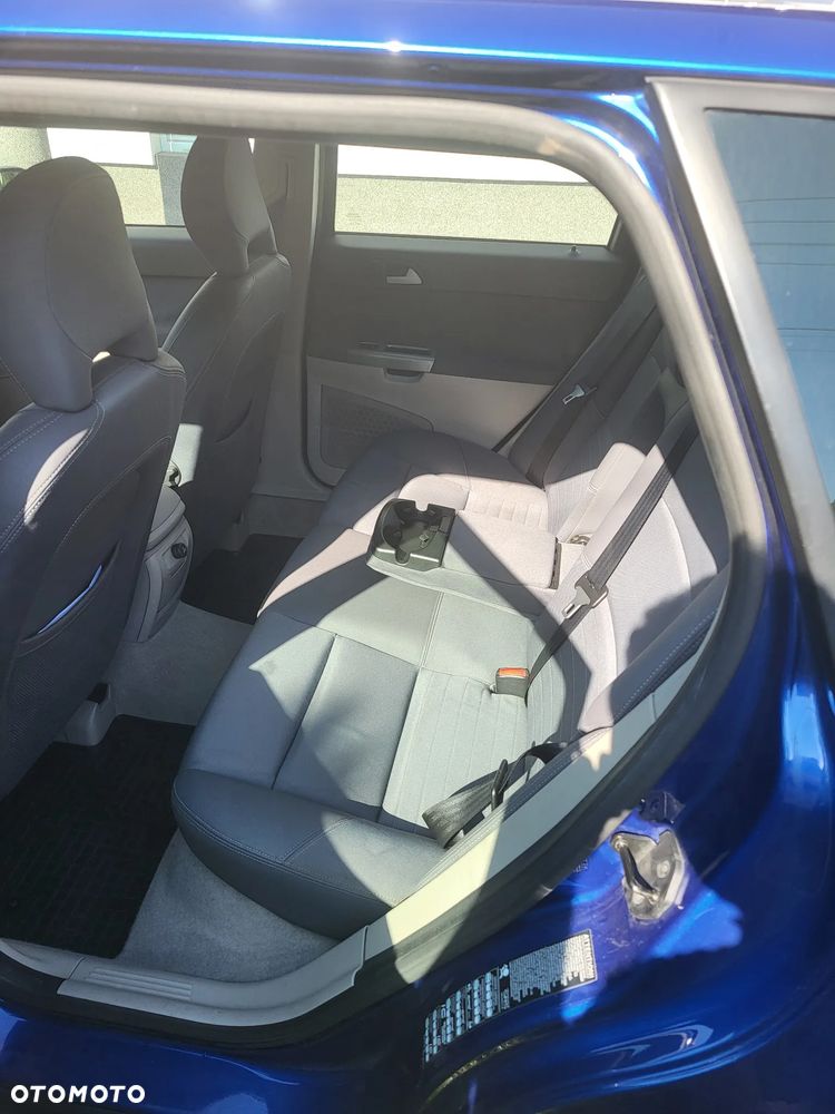 Volvo V50 2.0D Momentum - 7