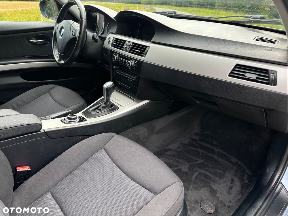 BMW Seria 3 - 16