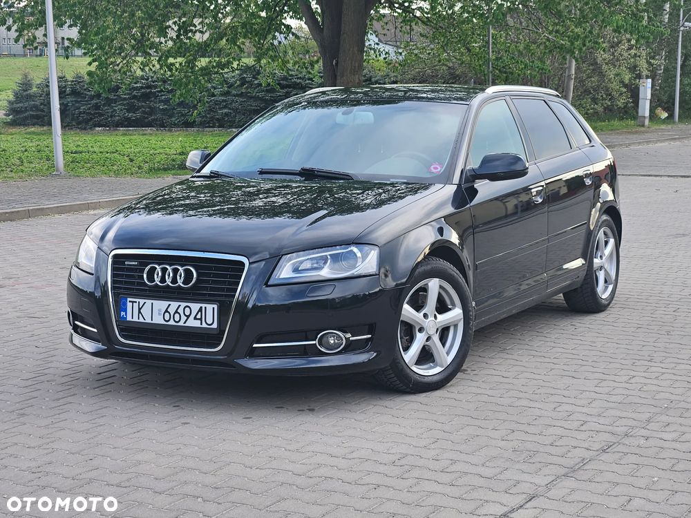 Audi A3 Sportback 2.0 TDI DPF quattro Attraction - 1