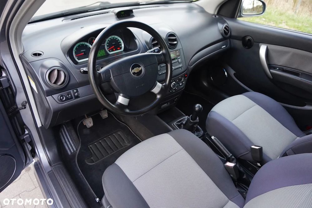 Chevrolet Aveo - 21