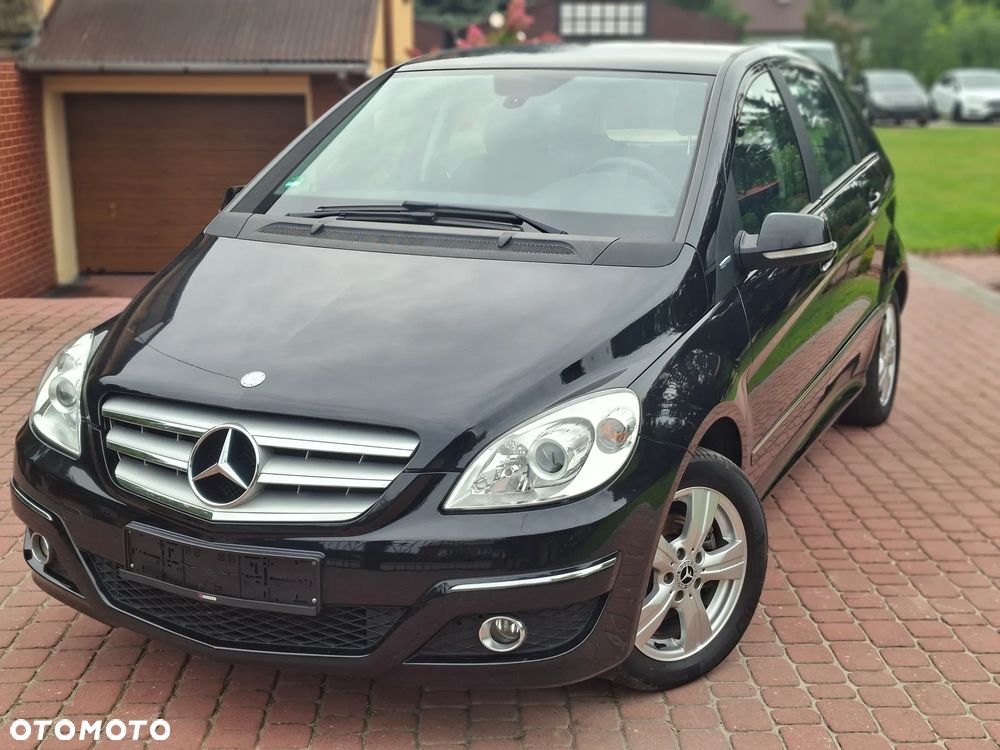 Mercedes-Benz Klasa B 180 BlueEFFICIENCY - 2