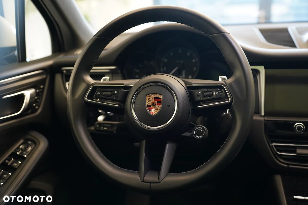 Porsche Macan Standard - 27