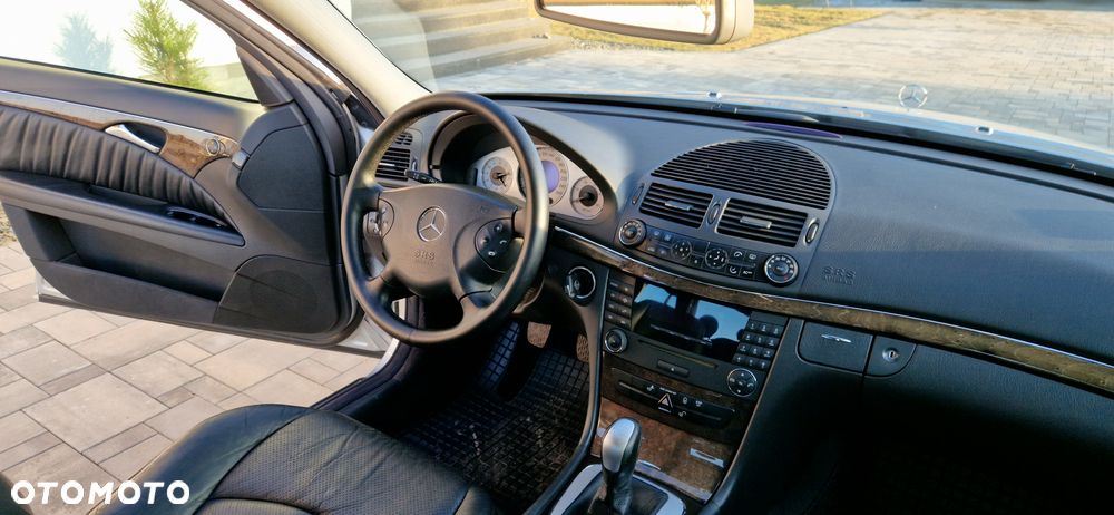 Mercedes-Benz Klasa E 220 CDI Avantgarde - 9