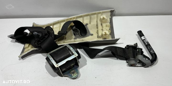 Centura dreapta fata 610126200B BMW Seria 5 F11 [2009 - 2013] - 1