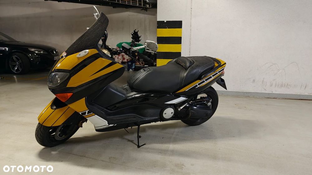 Yamaha Tmax - 14