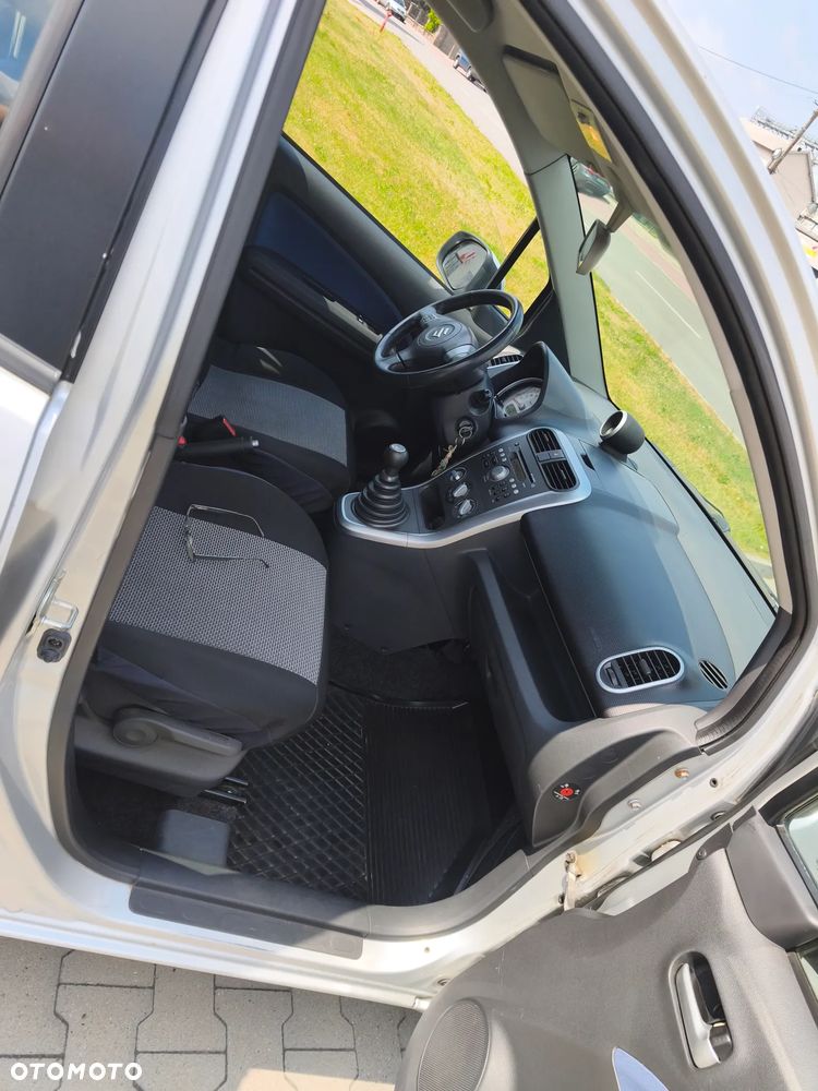 Suzuki Splash - 12