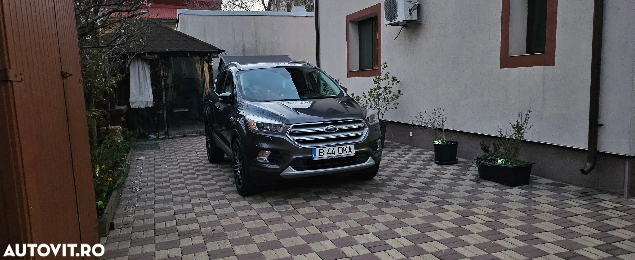 Ford Kuga 2.0 TDCi 4WD Powershift Titanium - 19