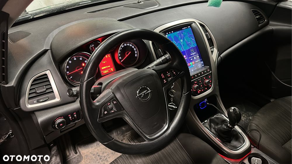 Opel Astra - 8