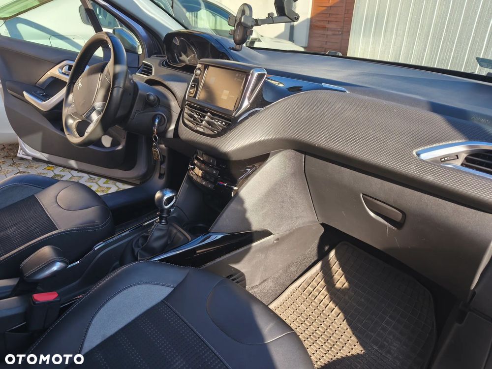 Peugeot 2008 PureTech 110 Stop&Start Crossway - 13