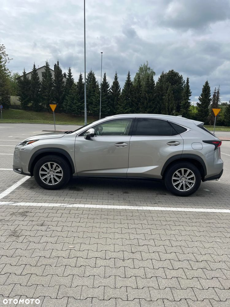 Lexus NX 200t Comfort AWD - 8