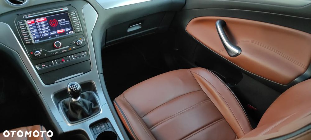 Ford Mondeo 2.0 TDCi Ghia - 29