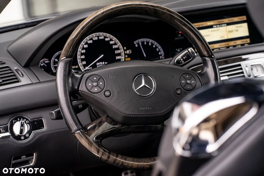 Mercedes-Benz CL - 21