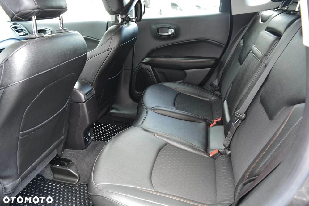 Jeep Compass 1.3 TMair Limited FWD S&S - 37