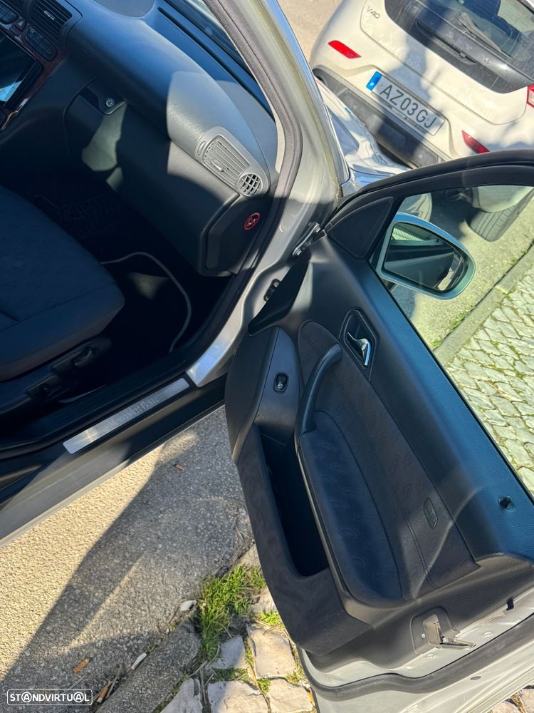 Mercedes-Benz C 200 - 6