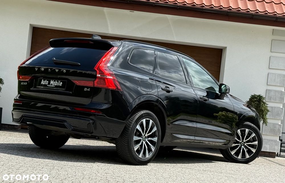 Volvo XC 60 B4 D Plus Dark - 7
