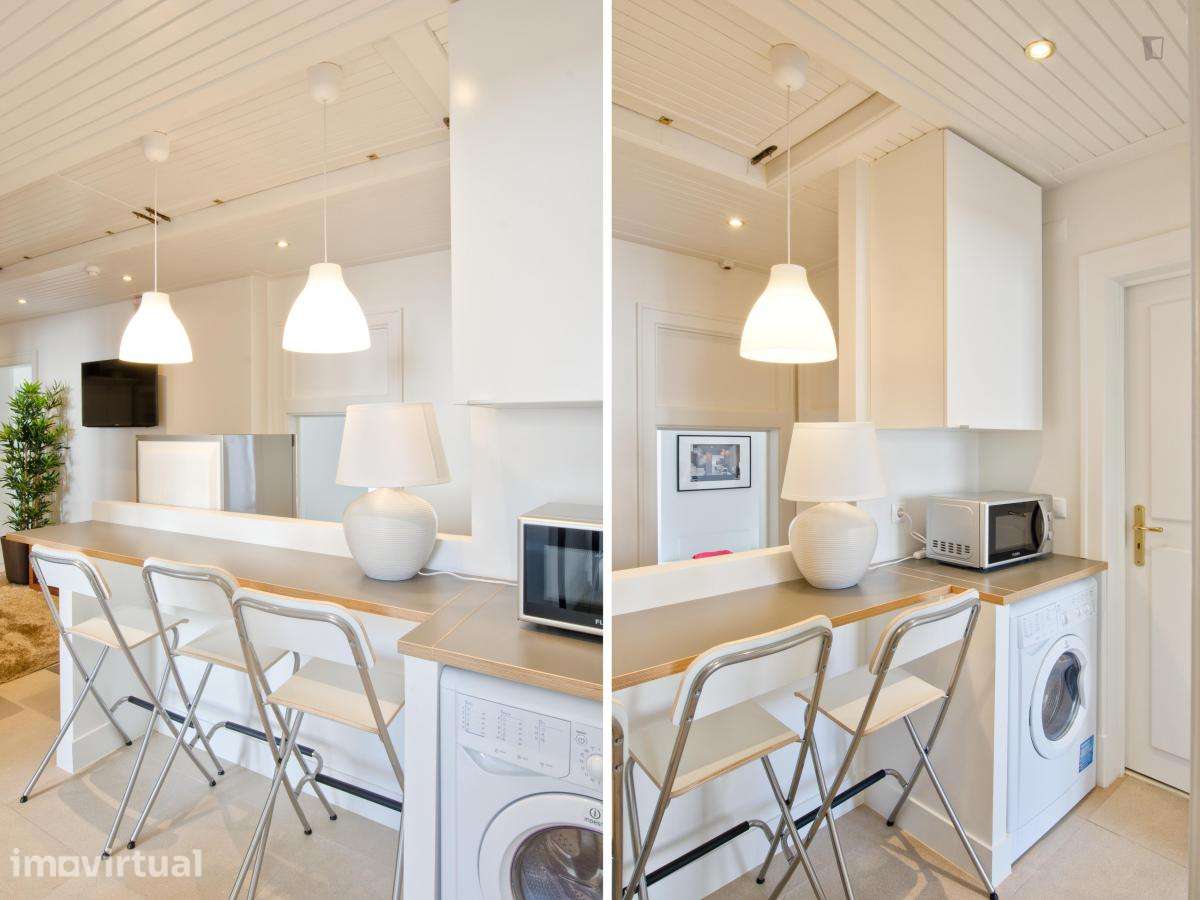 Quarto - localizado em Rossio Lisbon - Grande imagem: 4/17