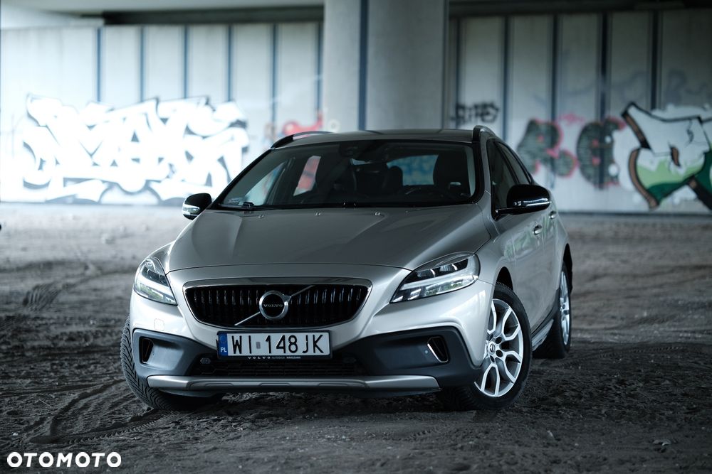 Volvo V40 Cross Country T3 Drive-E Momentum