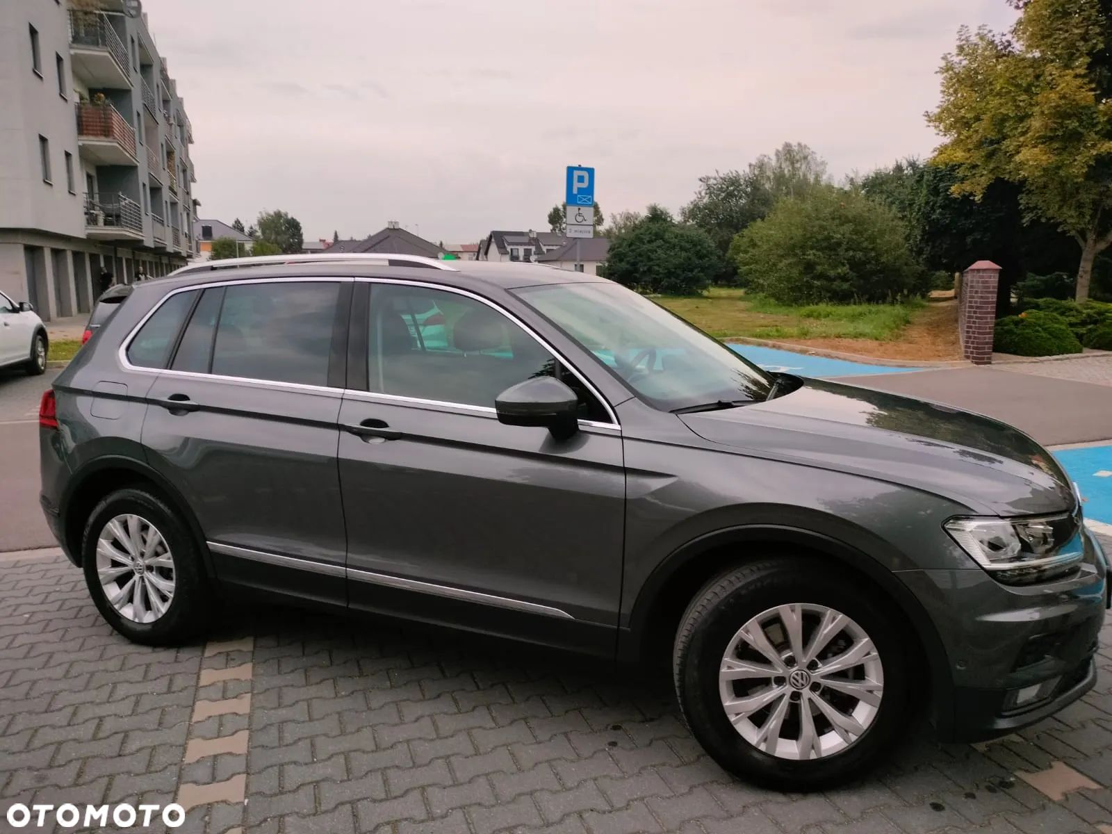 Volkswagen Tiguan 1.5 TSI EVO Comfortline - 1